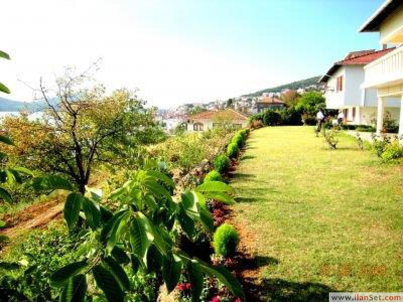 Heybeliada da günlük kiralık villa Günlük Kiralık Daire Adalar İstanbul