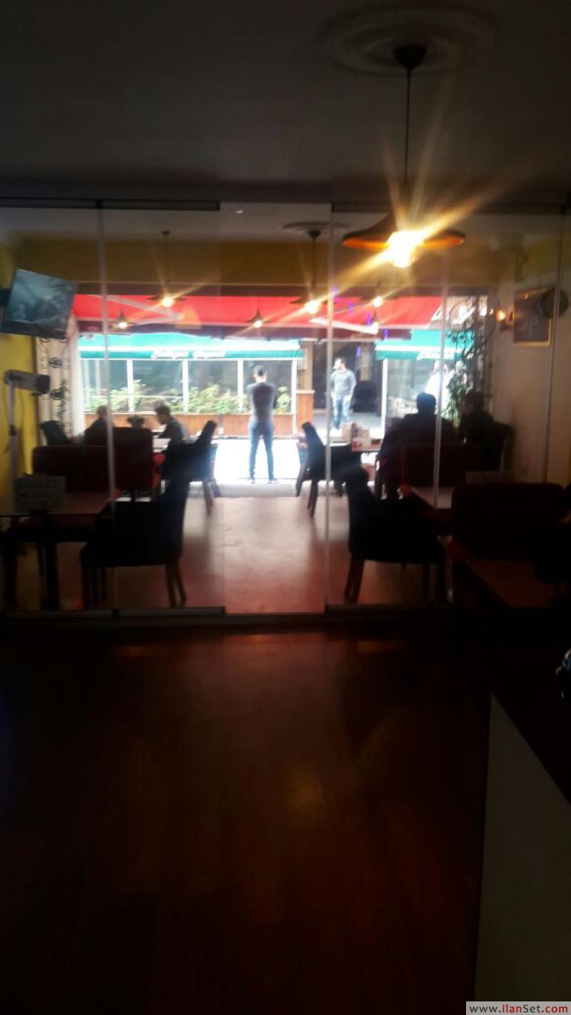 Karşıyaka çarşı akbank sokağında kiralık cafe Kiralık İşyeri, Ofis
