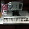 Yamaha Tyros 3 61-Key Arranger Workstation Keyboard